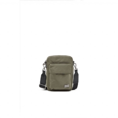 Diesel Men Multi-Pkts-Crossbody bag in utilitarian shell Green X10376P8166