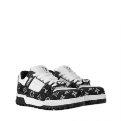 Louis Vuitton Women LV Trainer Maxi Sneaker Black 1AGZBF