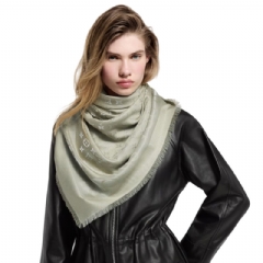 Louis Vuitton Women Lock And Go Shine Shawl VERT ASNIERES M96564