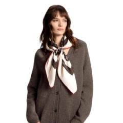 Louis Vuitton Women Monogram Silhouette Square 90 M97344