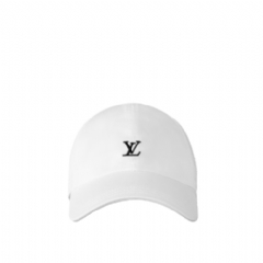 Louis Vuitton Women LV League Cap White M5068M